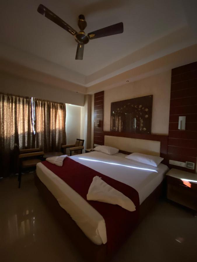 Maya Residency Tiruchirappalli Exterior foto